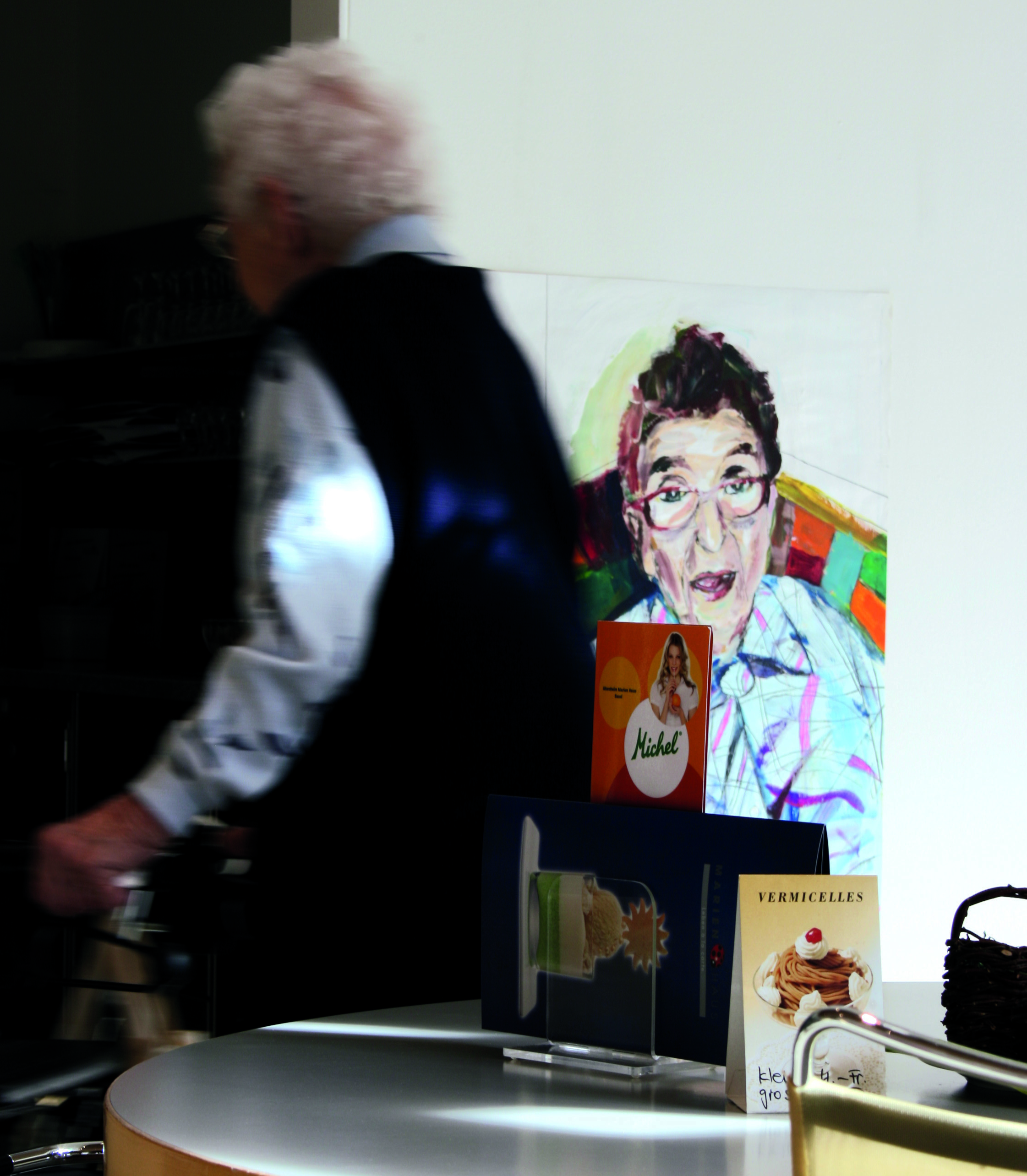 https://sarahweishaupt.cyon.site/media/pages/home/ausstellung-daheim-im-heim/f3d5f44c33-1624208841/marienhaus3.jpg