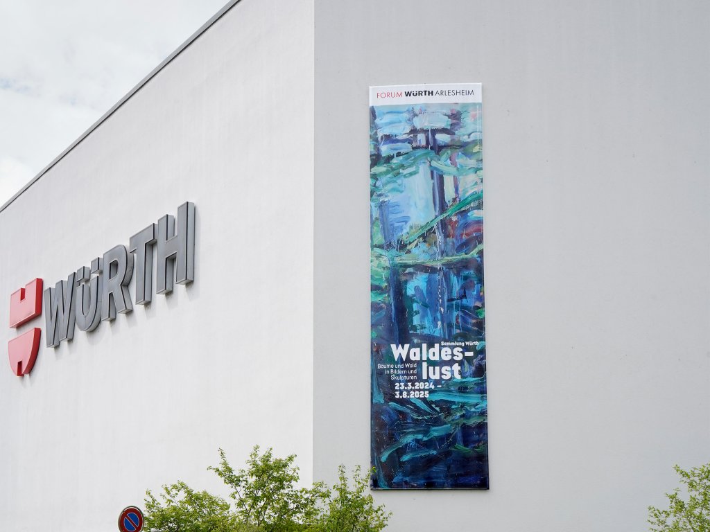 https://sarahweishaupt.cyon.site/media/pages/home/ausstellung-waldeslust-forum-wuerth-fuer-typo-d/ec31ee327a-1723925378/img_0900.jpeg